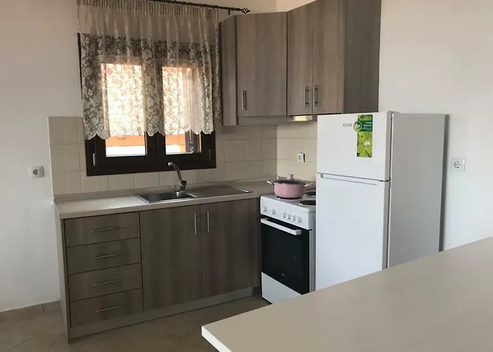 Venetia's Stone House