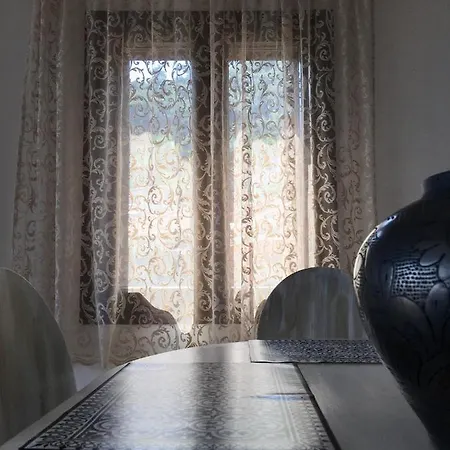 Venetia's Stone House